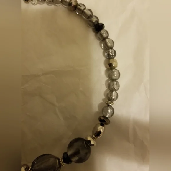 Choker - Picture 3 of 4